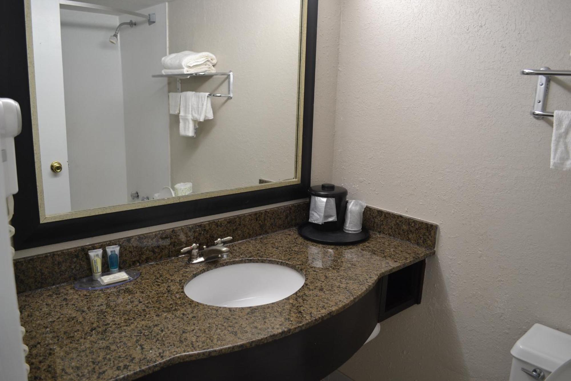 Dayspring Extended Stay Greensboro Exteriér fotografie