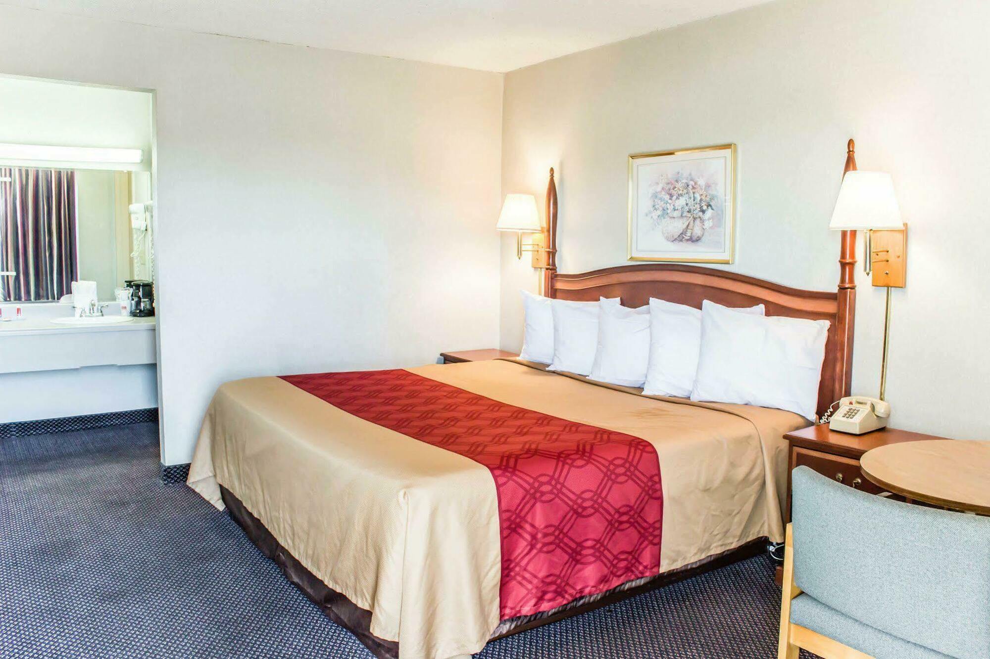 Dayspring Extended Stay Greensboro Exteriér fotografie