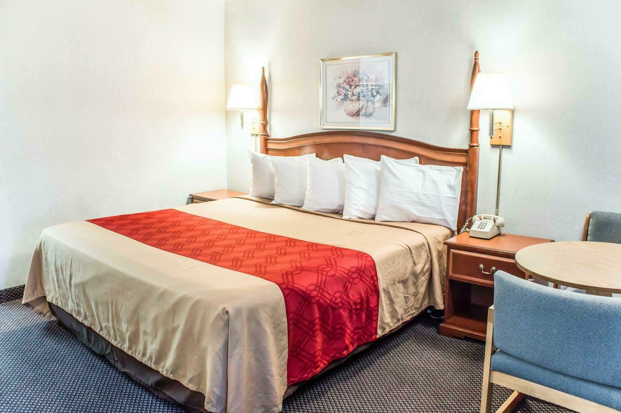 Dayspring Extended Stay Greensboro Exteriér fotografie